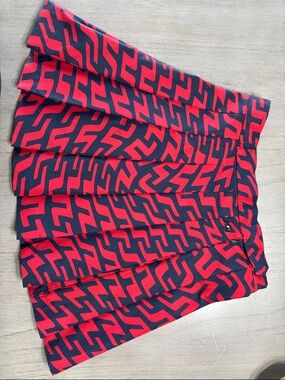 Red and Navy Geometric Pleated Mini Skirt